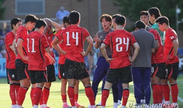 MK体育官方入口-韩国主帅洪明甫：我们将在墨西哥重点加强防守战术的训练